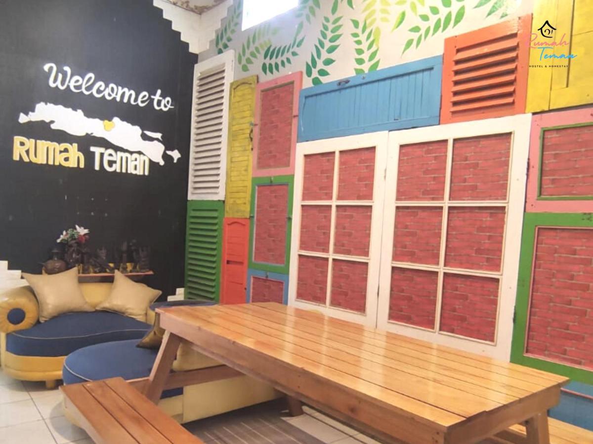 Rumah Teman Hostel Семаранг Екстер'єр фото